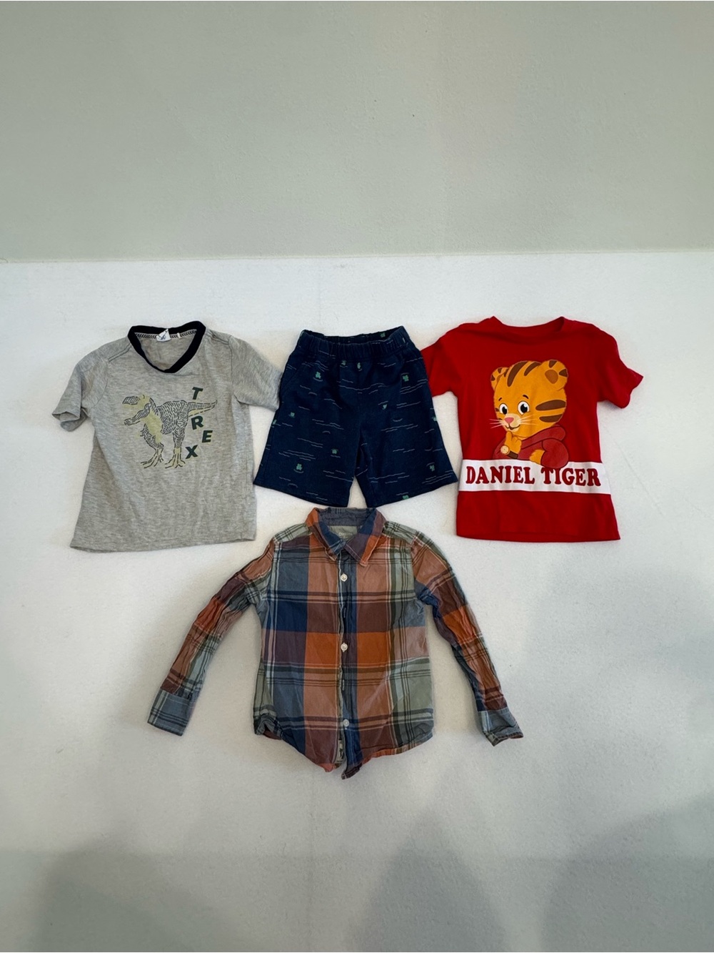 Boys Clothing Lot (4 Items) Size 5